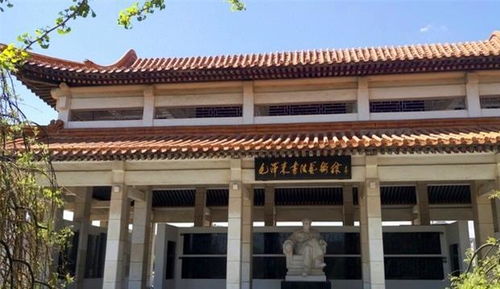 中国唯一不断代碑林,辽宁的仿古建筑群,可以追溯到新石器时代